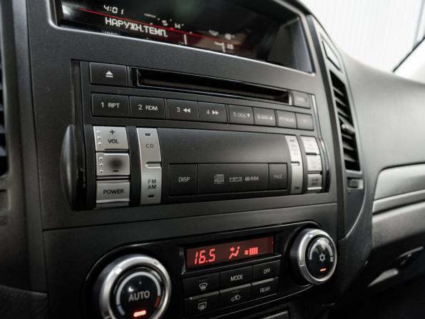 Mitsubishi Pajero IV Рестайлинг 1 с пробегом 2013 года, цена 2 600 000 рублей, 109849 км, внедорожник, Автокод Объявления