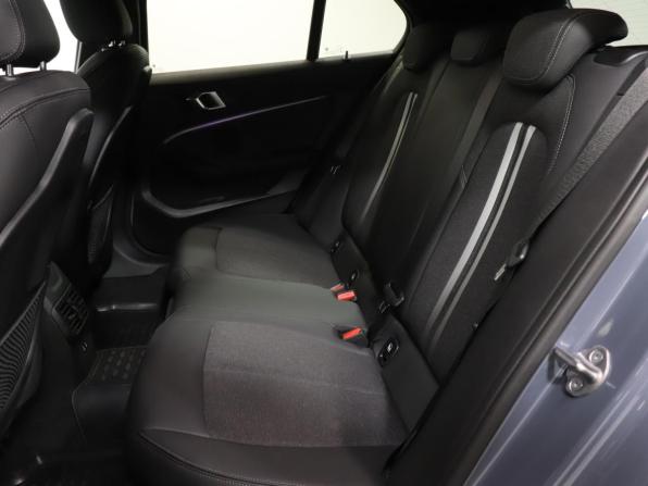 BMW 1 серии III (F40) с пробегом 2021 года, цена 3 045 000 рублей, 28382 км, хэтчбек, Автокод Объявления