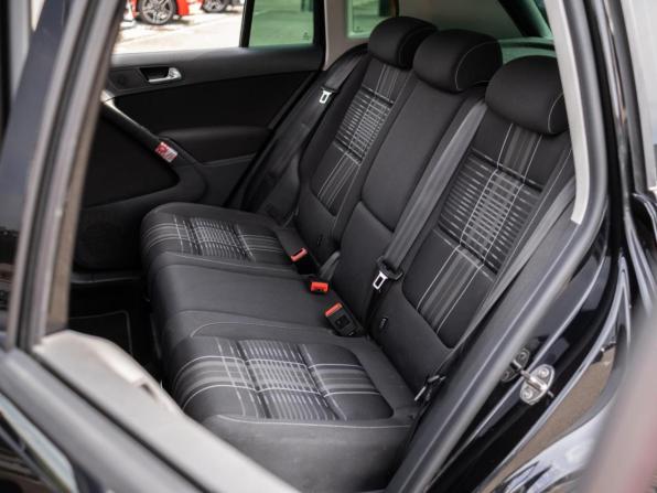 Volkswagen Tiguan I Рестайлинг с пробегом 2015 года, цена 1 349 000 рублей, 190043 км, внедорожник, Автокод Объявления