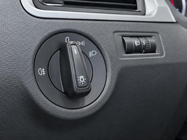 Skoda Rapid I с пробегом 2016 года, цена 1 229 000 рублей, 138000 км, лифтбек, Автокод Объявления