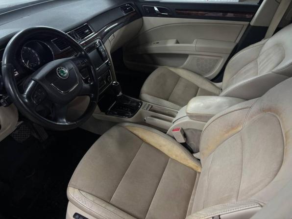 Skoda Superb II с пробегом 2013 года, цена 749 000 рублей, 389000 км, лифтбек, Автокод Объявления