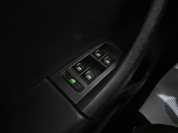 Skoda Rapid I Рестайлинг с пробегом 2018 года, цена 1 145 000 рублей, 146975 км, лифтбек, Автокод Объявления