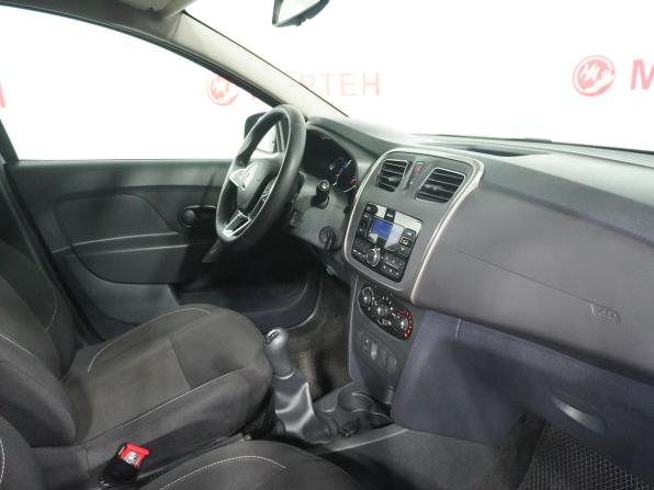 Renault Sandero II Рестайлинг с пробегом 2020 года, цена 1 185 000 рублей, 103676 км, хэтчбек, Автокод Объявления