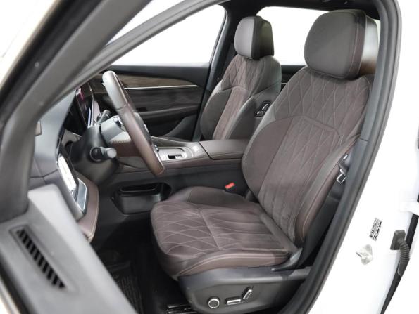 Geely Monjaro I Рестайлинг 2 с пробегом 2025 года, цена 3 599 000 рублей, 27363 км, внедорожник, Автокод Объявления