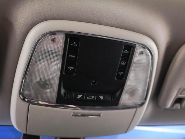 Jeep Grand Cherokee IV (WK2) с пробегом 2012 года, цена 1 298 888 рублей, 249903 км, внедорожник, Автокод Объявления