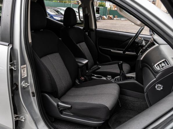 Mitsubishi L200 V с пробегом 2019 года, цена 1 750 000 рублей, 302425 км, offers.body_type.unknown, Автокод Объявления