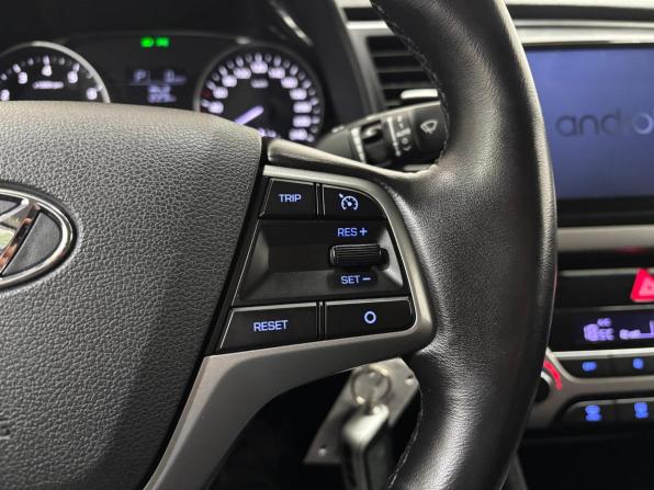 Hyundai Elantra VI (AD) с пробегом 2018 года, цена 1 400 000 рублей, 173658 км, седан, Автокод Объявления