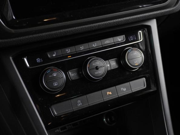 Volkswagen Touran II с пробегом 2019 года, цена 2 079 000 рублей, 86926 км, компактвэн, Автокод Объявления