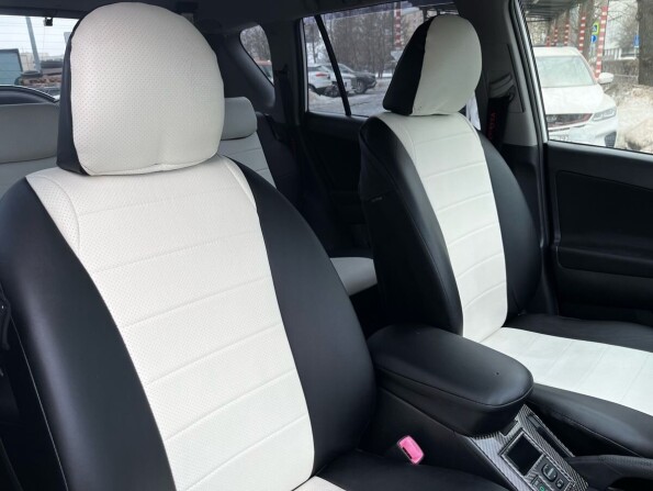 Toyota RAV4 III (XA30) с пробегом 2010 года, цена 1 277 000 рублей, 148342 км, offers.body_type.unknown, Автокод Объявления
