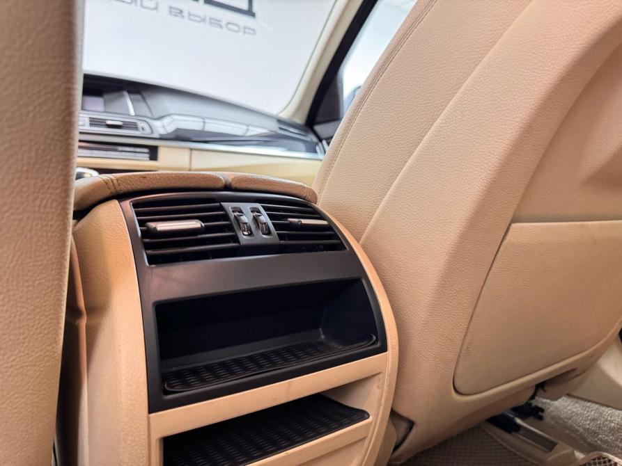 BMW 5 серии VI (F10/F11/F07) Рестайлинг Ростов-на-Дону  - изображение 15