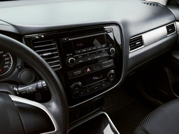 Mitsubishi Outlander III Рестайлинг 2 с пробегом 2018 года, цена 1 925 000 рублей, 104032 км, внедорожник, Автокод Объявления