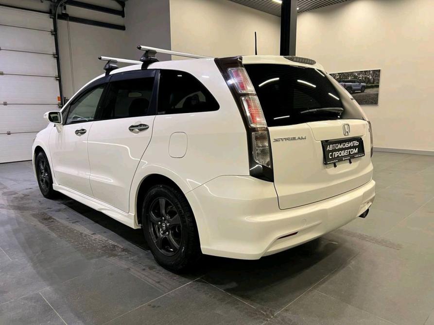 Honda Stream II Рестайлинг Новосибирск  - изображение 4