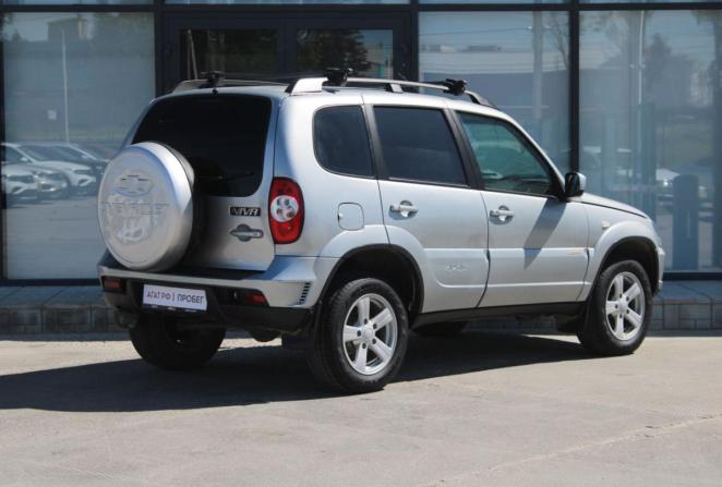 Chevrolet Niva I Рестайлинг с пробегом 2016 года, цена 650 000 рублей, 106431 км, внедорожник, Автокод Объявления