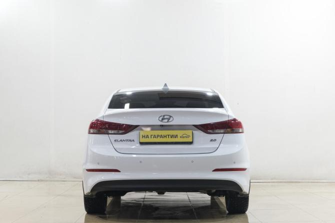 Hyundai Elantra VI (AD) с пробегом 2017 года, цена 1 609 000 рублей, 90000 км, седан, Автокод Объявления