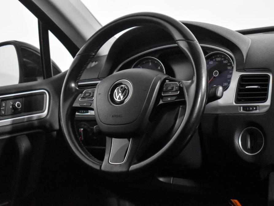 Volkswagen Touareg II Санкт-Петербург  - изображение 17