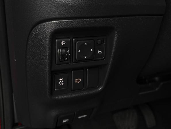 Nissan Juke I с пробегом 2013 года, цена 999 000 рублей, 212126 км, внедорожник, Автокод Объявления