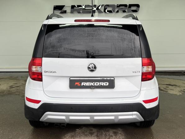 Skoda Yeti I Рестайлинг с пробегом 2014 года, цена 1 099 000 рублей, 186870 км, внедорожник, Автокод Объявления