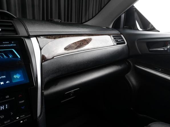 Toyota Camry VII (XV50) Рестайлинг 2 с пробегом 2018 года, цена 2 389 000 рублей, 189858 км, седан, Автокод Объявления