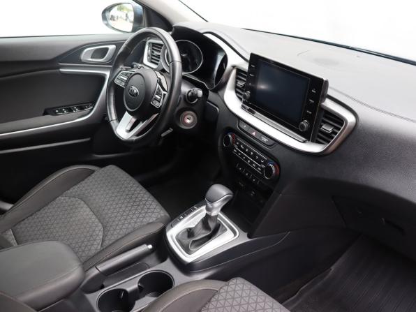 Kia Ceed III с пробегом 2020 года, цена 1 829 000 рублей, 57455 км, хэтчбек, Автокод Объявления