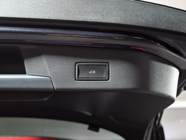 Volkswagen ID.4 с пробегом 2022 года, цена 2 950 000 рублей, 14510 км, внедорожник, Автокод Объявления