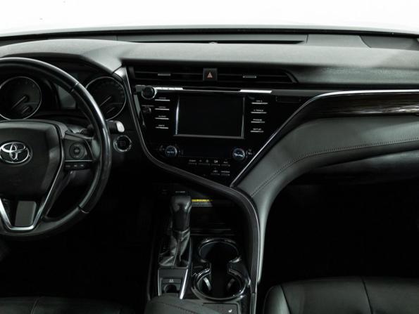 Toyota Camry VIII (XV70) с пробегом 2019 года, цена 2 089 700 рублей, 233527 км, седан, Автокод Объявления
