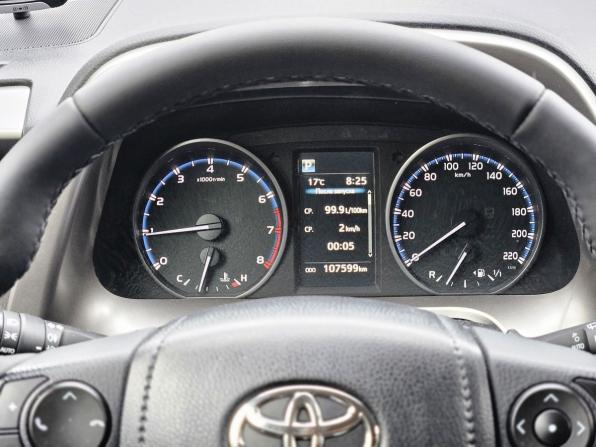 Toyota RAV4 IV (XA40) Рестайлинг с пробегом 2016 года, цена 2 300 000 рублей, 107598 км, внедорожник, Автокод Объявления