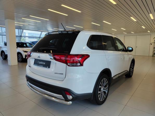 Mitsubishi Outlander III Рестайлинг 2 с пробегом 2016 года, цена 1 825 000 рублей, 140715 км, внедорожник, Автокод Объявления