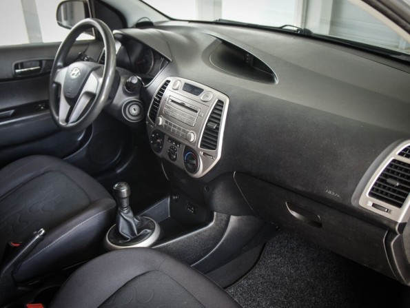 Hyundai i20 I с пробегом 2009 года, цена 650 000 рублей, 106000 км, хэтчбек, Автокод Объявления