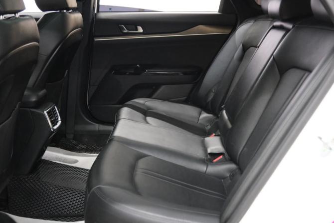 Kia K5 III с пробегом 2020 года, цена 2 799 000 рублей, 102000 км, седан, Автокод Объявления
