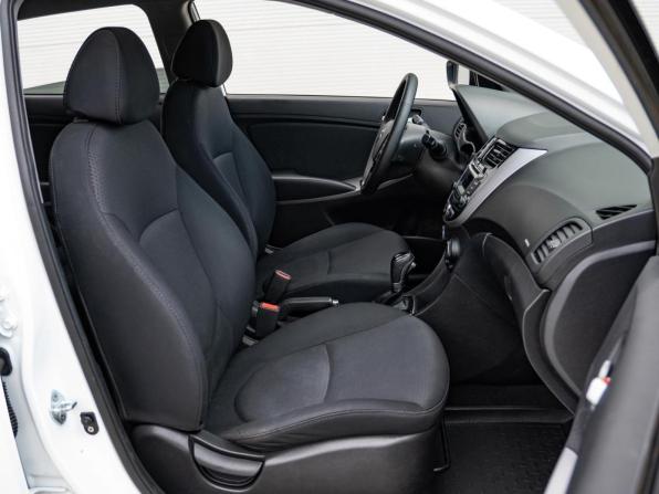 Hyundai Solaris I Рестайлинг с пробегом 2014 года, цена 1 166 000 рублей, 153080 км, хэтчбек, Автокод Объявления