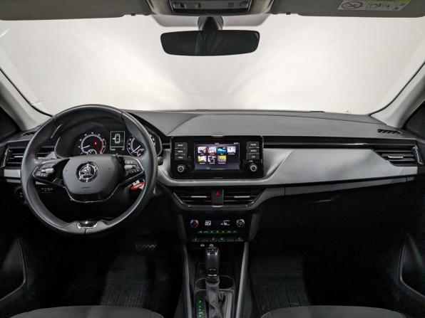 Skoda Rapid II с пробегом 2022 года, цена 1 570 000 рублей, 113621 км, лифтбек, Автокод Объявления