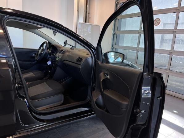 Volkswagen Polo V с пробегом 2014 года, цена 970 000 рублей, 153165 км, седан, Автокод Объявления