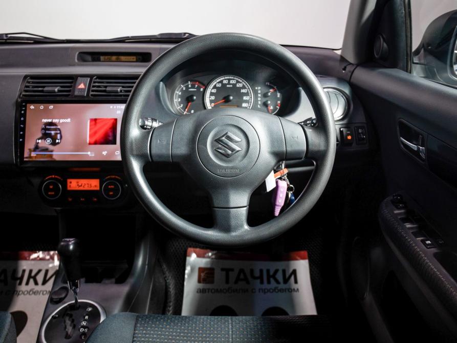 Suzuki Swift III Чита  - изображение 8