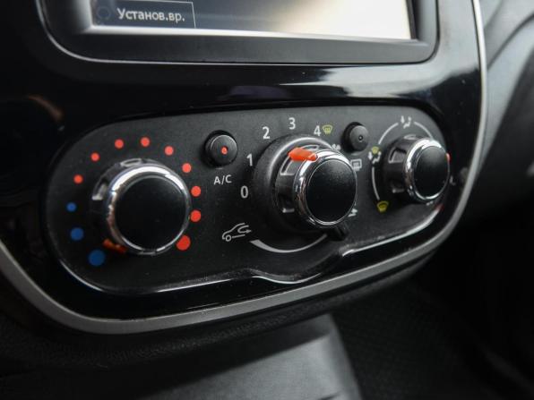 Renault Kaptur I с пробегом 2016 года, цена 1 379 000 рублей, 168421 км, внедорожник, Автокод Объявления