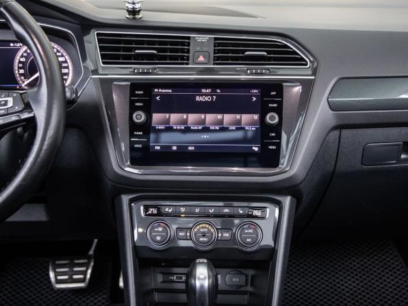 Volkswagen Tiguan II с пробегом 2018 года, цена 2 847 000 рублей, 168191 км, внедорожник, Автокод Объявления