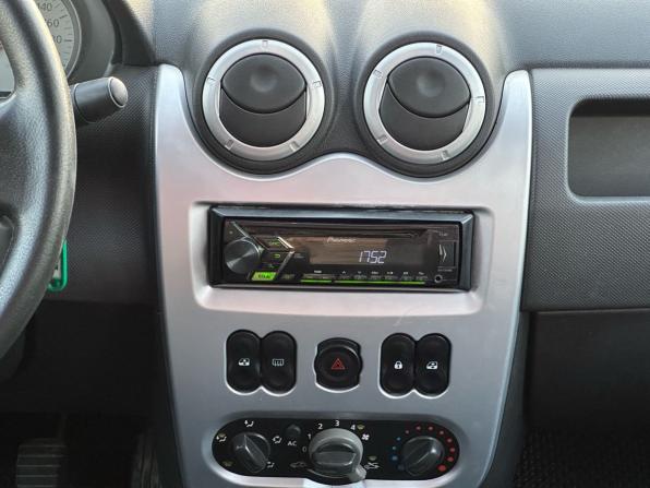 Renault Logan I Рестайлинг с пробегом 2010 года, цена 585 000 рублей, 135134 км, седан, Автокод Объявления