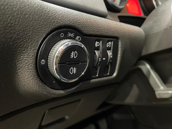 Opel Astra J Рестайлинг с пробегом 2013 года, цена 699 000 рублей, 122900 км, седан, Автокод Объявления
