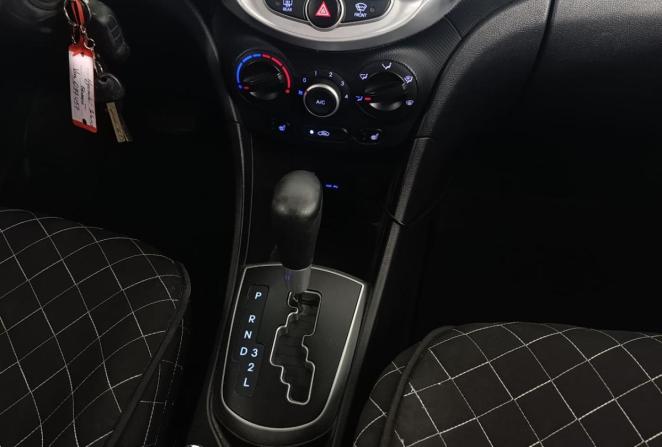Hyundai Solaris I с пробегом 2014 года, цена 845 000 рублей, 165236 км, хэтчбек, Автокод Объявления