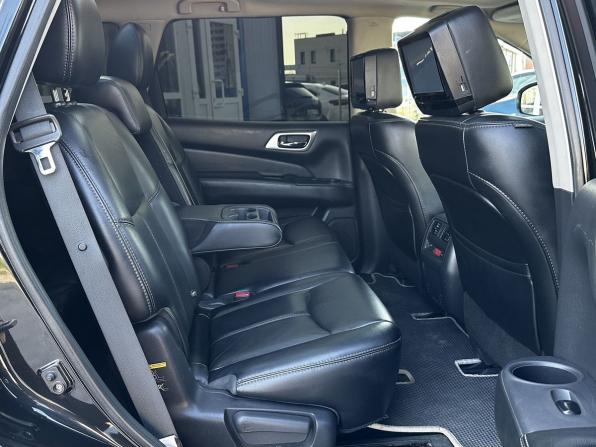 Nissan Pathfinder IV с пробегом 2015 года, цена 1 325 000 рублей, 228504 км, внедорожник, Автокод Объявления