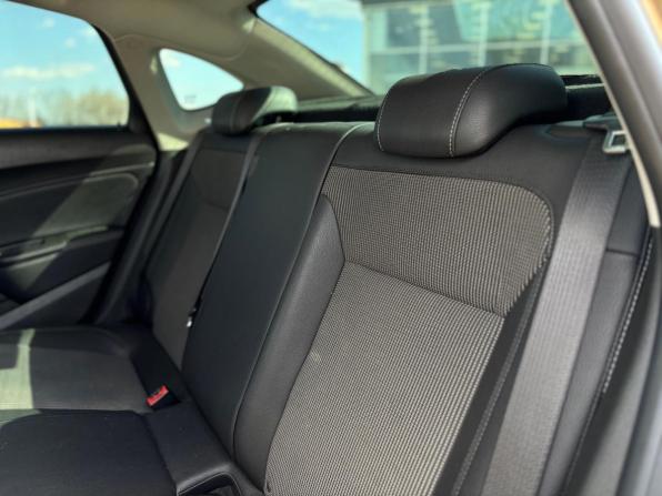 Opel Astra J Рестайлинг с пробегом 2013 года, цена 630 000 рублей, 187564 км, седан, Автокод Объявления