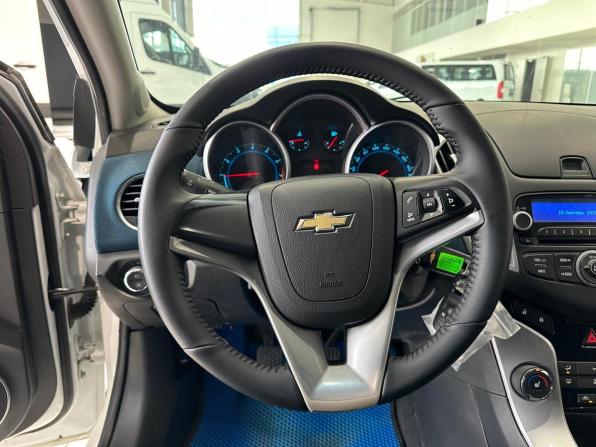 Chevrolet Cruze I Рестайлинг с пробегом 2014 года, цена 700 000 рублей, 137524 км, хэтчбек, Автокод Объявления