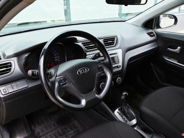 Kia Rio III Рестайлинг с пробегом 2016 года, цена 1 425 000 рублей, 28000 км, хэтчбек, Автокод Объявления