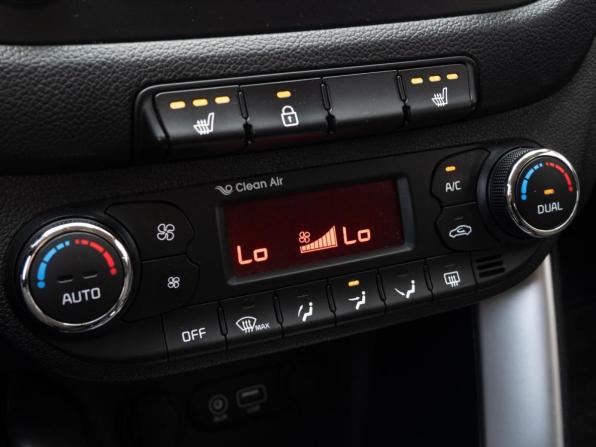 Kia Ceed II Рестайлинг с пробегом 2017 года, цена 1 750 000 рублей, 82199 км, хэтчбек, Автокод Объявления