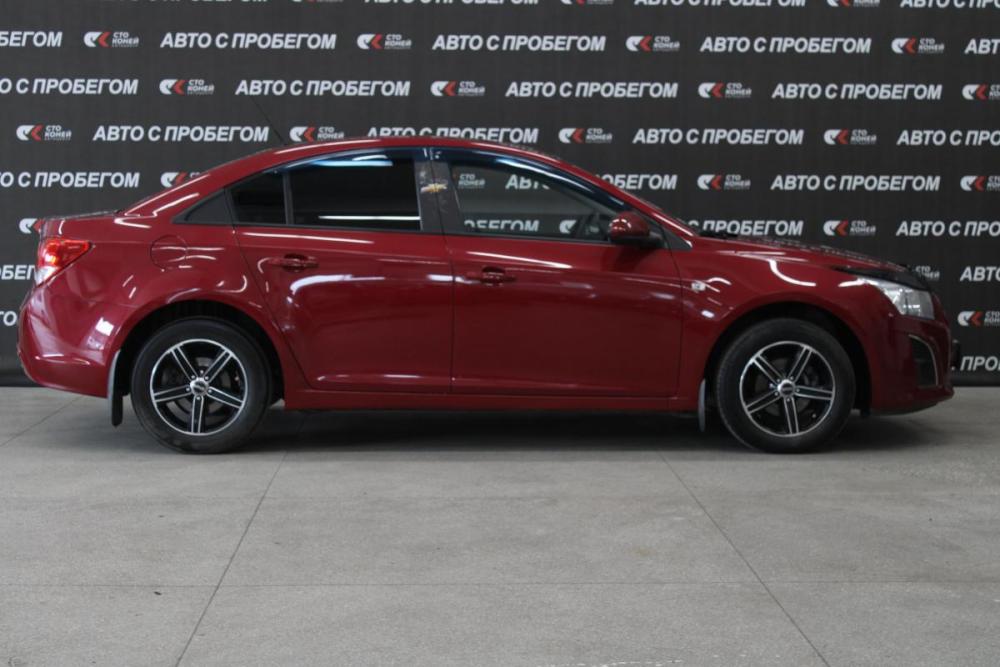 Chevrolet Cruze I Рестайлинг Томск  - изображение 4