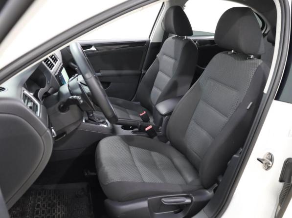 Volkswagen Jetta VI с пробегом 2012 года, цена 1 269 000 рублей, 238139 км, седан, Автокод Объявления