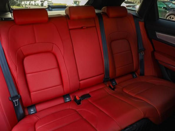 Jaguar F-Pace I Рестайлинг с пробегом 2021 года, цена 5 530 000 рублей, 25911 км, внедорожник, Автокод Объявления