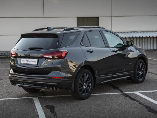 Chevrolet Equinox III Рестайлинг с пробегом 2022 года, цена 2 900 000 рублей, 31500 км, внедорожник, Автокод Объявления