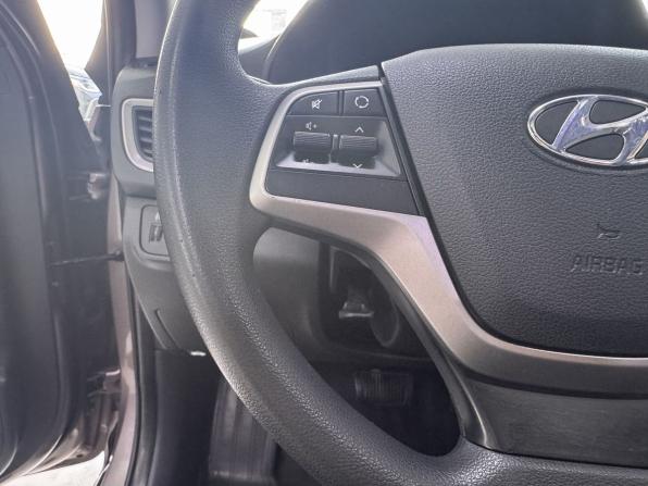 Hyundai Solaris II с пробегом 2018 года, цена 1 370 000 рублей, 117300 км, седан, Автокод Объявления