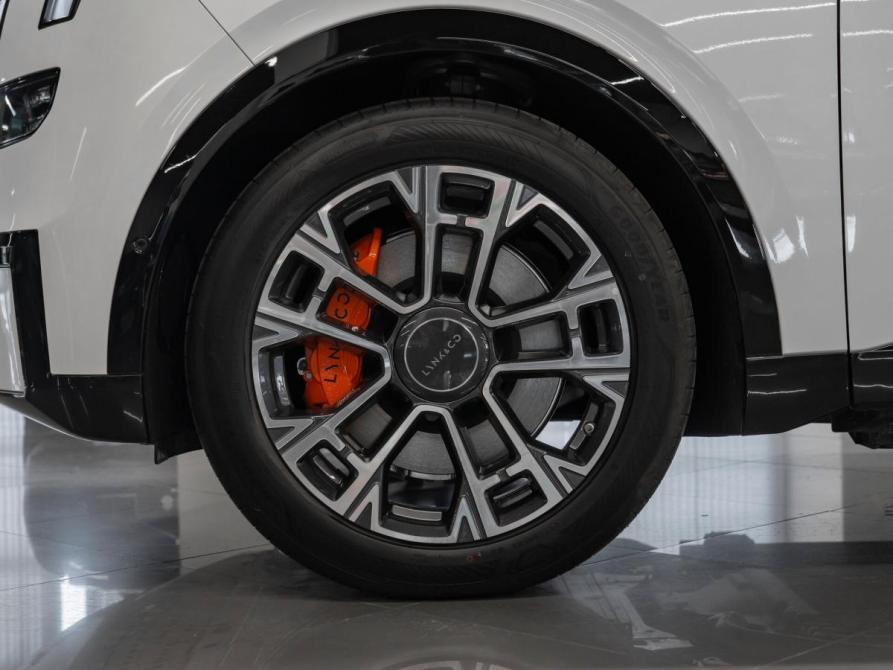 Lynk &amp; Co 900 Москва  - изображение 43