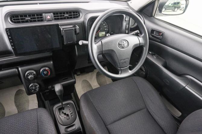 Toyota Probox I Рестайлинг с пробегом 2016 года, цена 1 069 000 рублей, 101000 км, универсал, Автокод Объявления